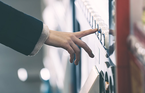 自動販賣機（冷飲類） / 1F